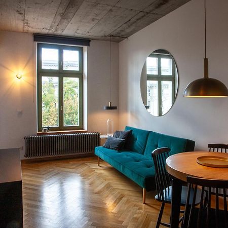 クラクフCharming Loft In The Old Townアパートメント エクステリア 写真